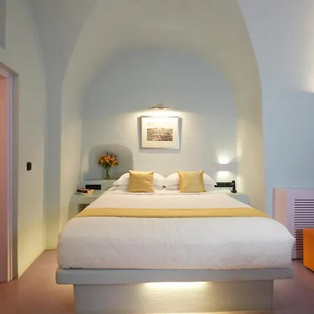 Caldera Apex Hotel 4*