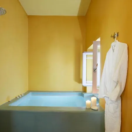 Hotell Caldera Apex