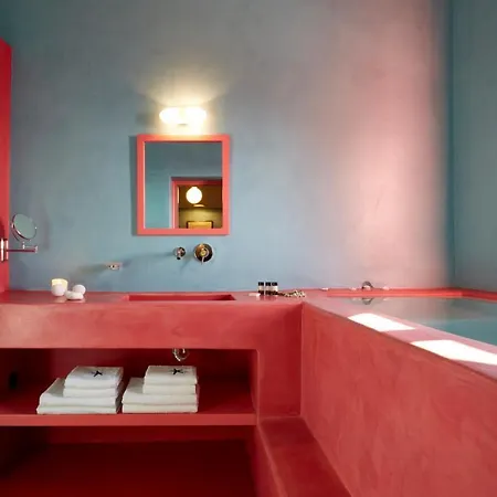 Hotell Caldera Apex 4*